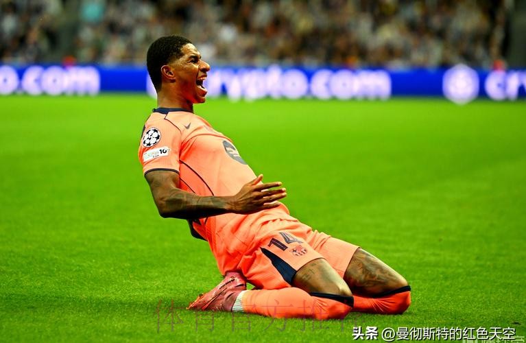 罗马诺:约维奇将永久转会佛罗伦萨 皇马有二转分成 罗马诺:约维奇将永久转会佛罗伦萨 皇马有二转分成